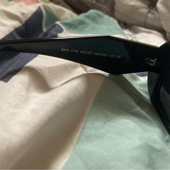 PRADA SUNGLASSES PROVIDED WITH CASE AND AUTHENTICATION CARD - Picture 7 of 7